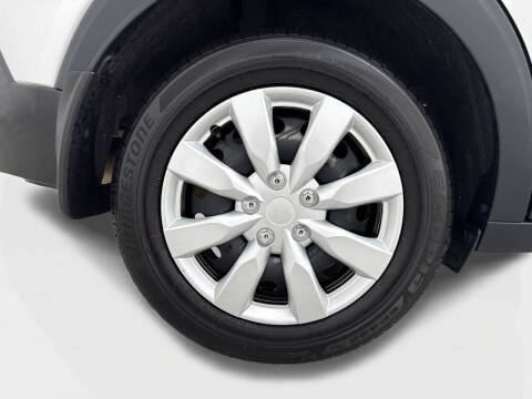 2020 Nissan Kicks S