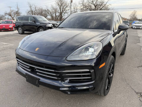 2022 Porsche Cayenne for sale at IT GROUP in Oklahoma City OK