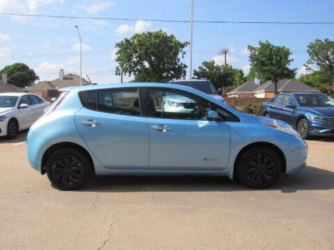 2015 Nissan LEAF S