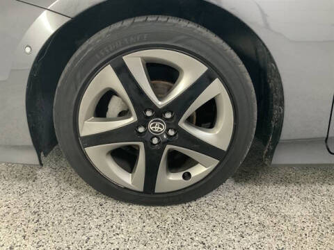 2022 Toyota Prius LE