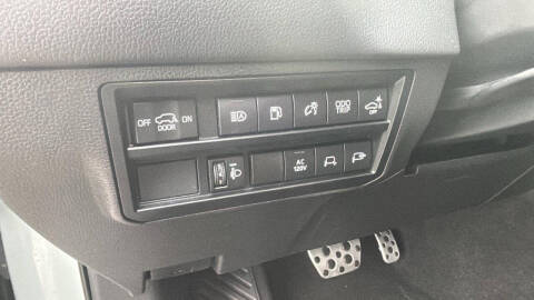 2023 Toyota Sequoia SR5