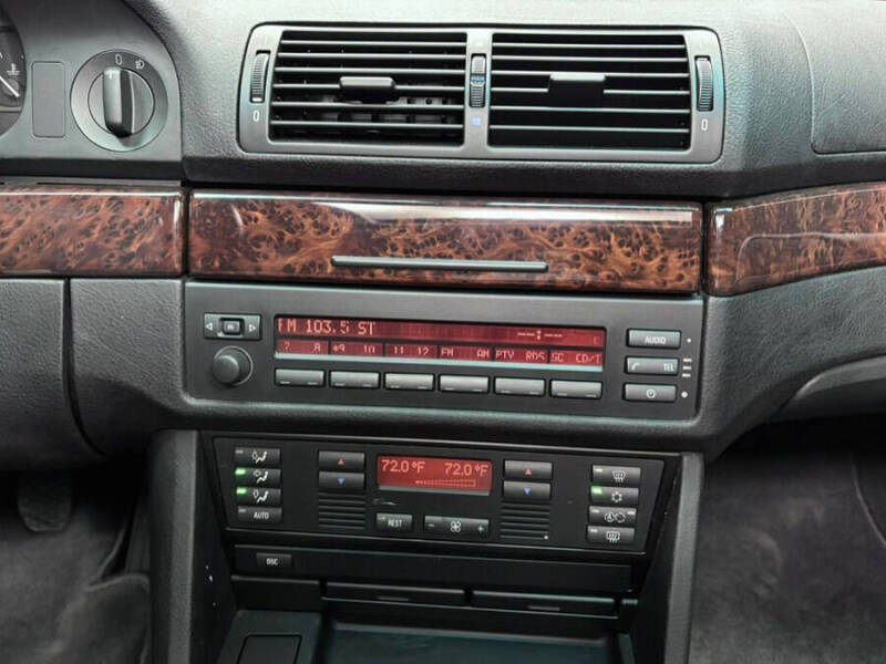 2000 BMW 5 Series 528i