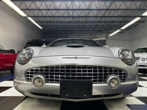 2004 Ford Thunderbird Deluxe