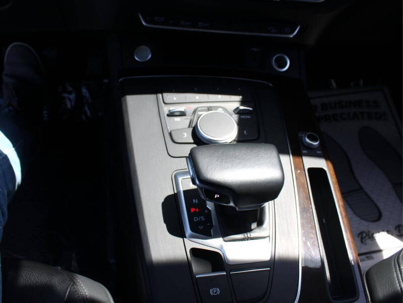 2019 Audi Q5 quattro Premium 45 TFSI