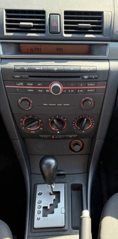 2004 Mazda MAZDA3 s