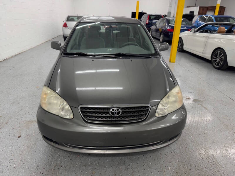 2007 Toyota Corolla LE photo 3