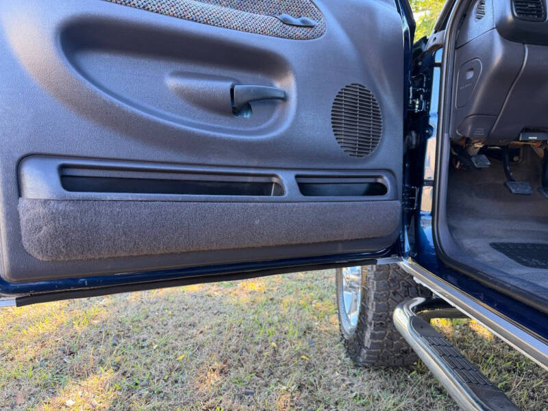 2002 Dodge Ram 2500 SLT Plus