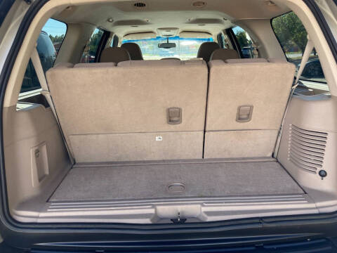 2004 Ford Expedition XLT NBX