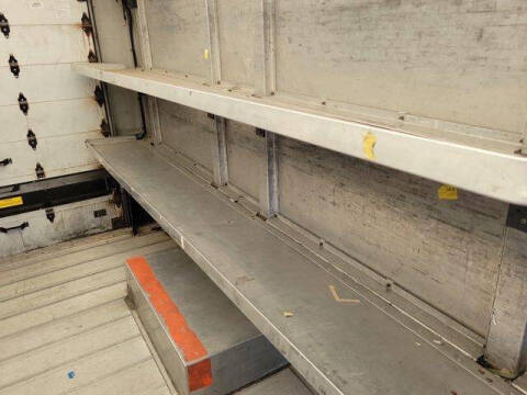 2004 Freightliner MT45 Chassis