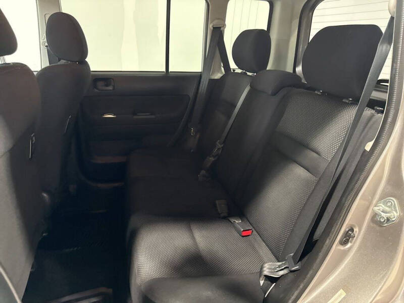 2005 Scion xB