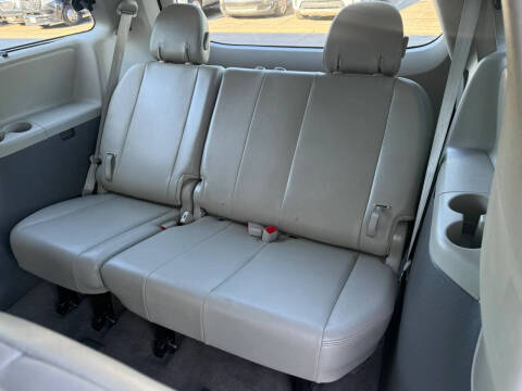 2014 Toyota Sienna