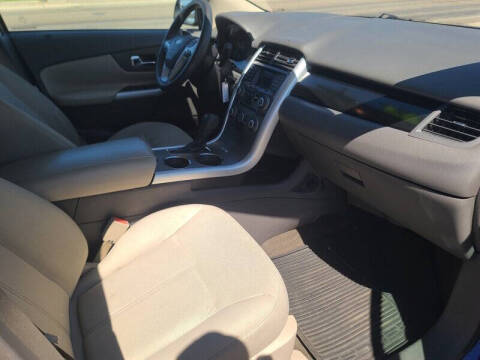 2013 Ford Edge SE