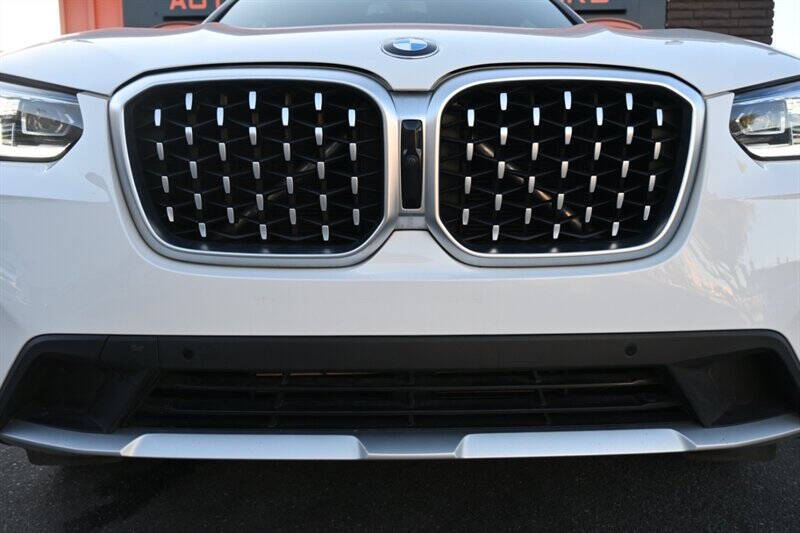 2023 BMW X4 xDrive30i