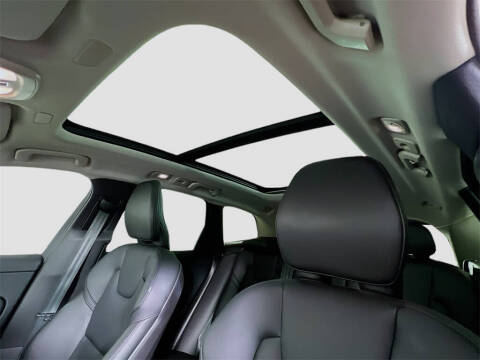 2023 Volvo XC60 B5 Core