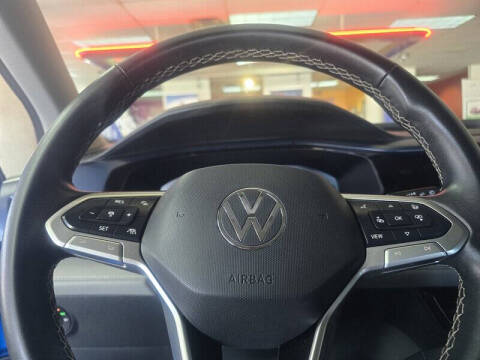 2024 Volkswagen Taos SE 4Motion