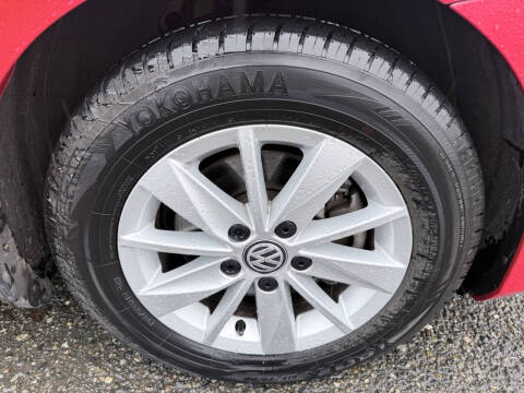 2015 Volkswagen Golf TSI S