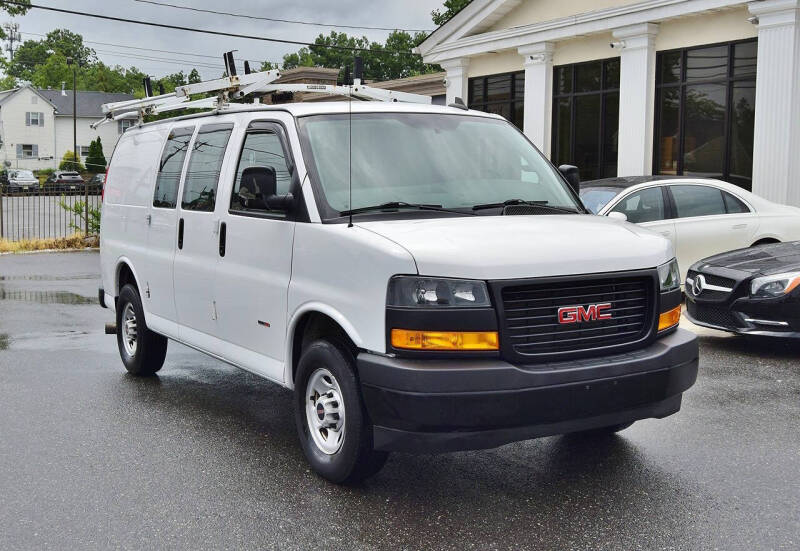 2019 GMC Savana 2500