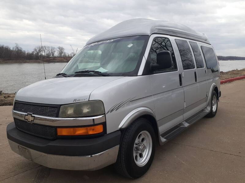 2003 Chevrolet Express Cargo for sale at DRIVE-RITE in Saint Charles MO