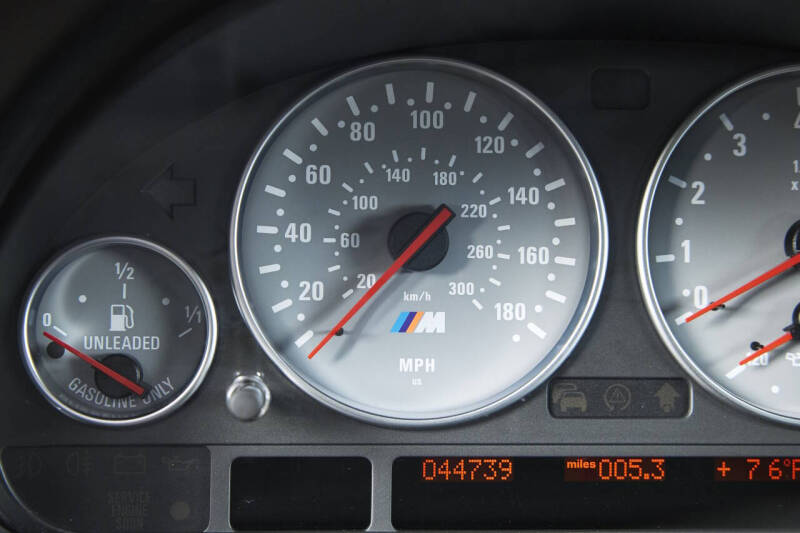 2001 BMW M5