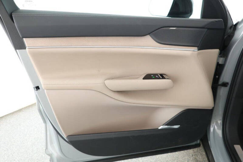 2025 Volvo EX90 Twin Plus 7P