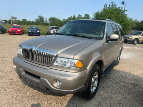2000 Lincoln Navigator for sale at Cars To Go in Lafayette IN