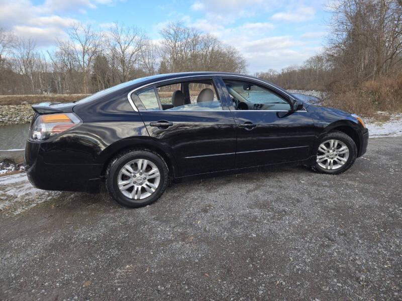 2012 Nissan Altima S photo 5