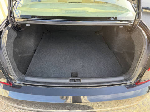 2017 Volkswagen Passat 1.8T SE