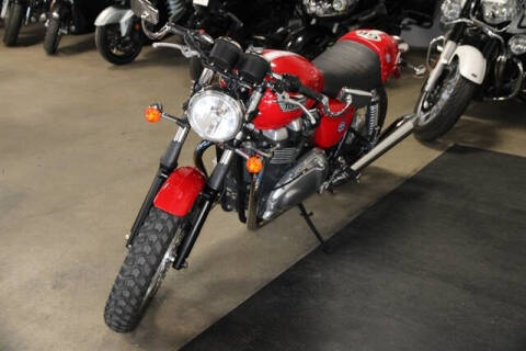 2011 Triumph THRUXTON 9