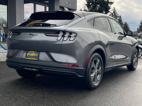 2023 Ford Mustang Mach-E Select