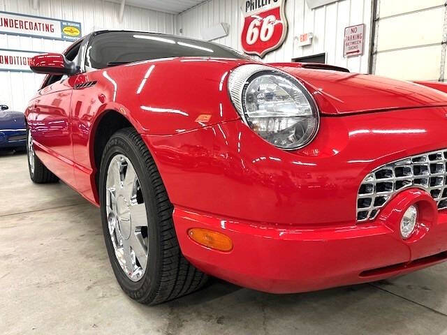2002 Ford Thunderbird Deluxe