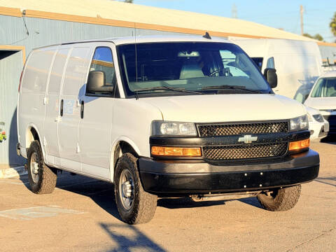 2023 Chevrolet Express 2500