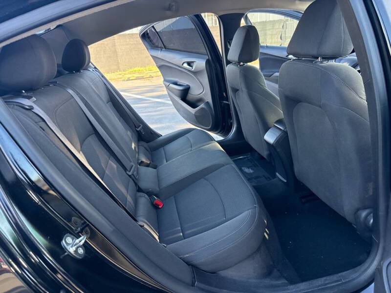 2017 Chevrolet Cruze LS Auto