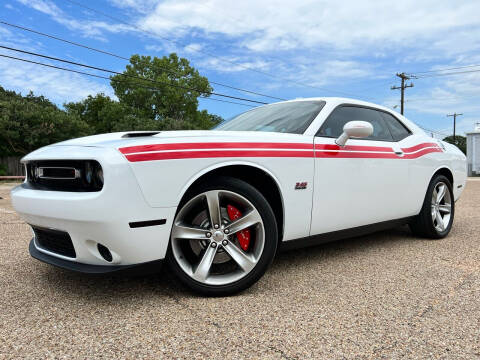 2016 Dodge Challenger for sale at DFW Auto Provider in Haltom City TX