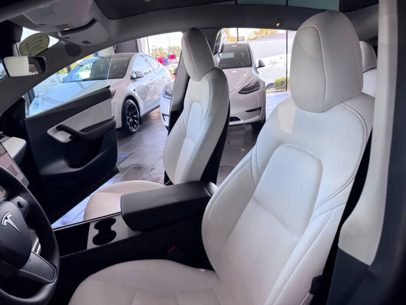 2022 Tesla Model Y Long Range