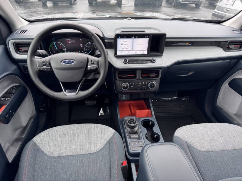 2023 Ford Maverick XLT