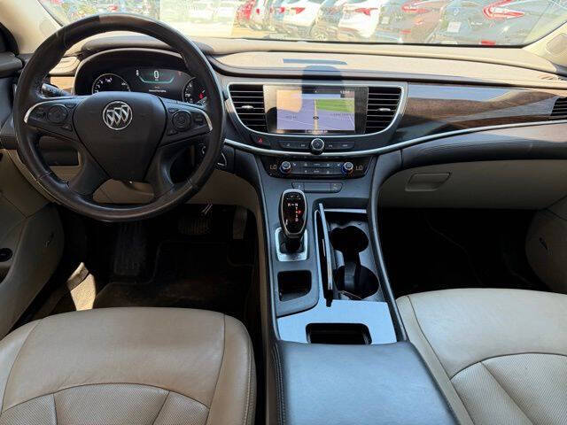 2017 Buick LaCrosse Essence