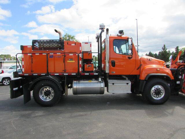 2018 Freightliner 114 SD
