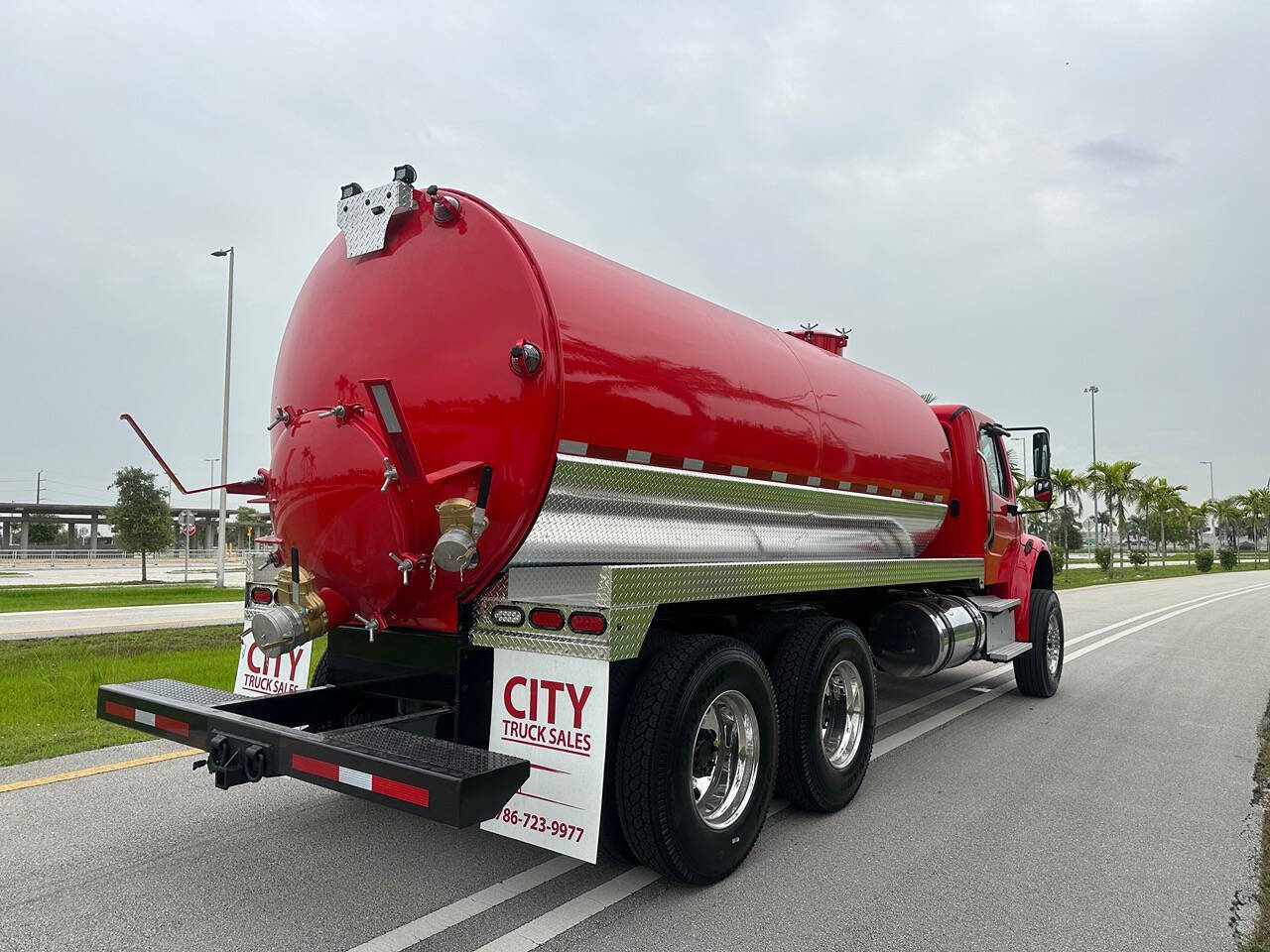 2017 Freightliner M2 106 for sale at City Truck Sales in Miami , FL