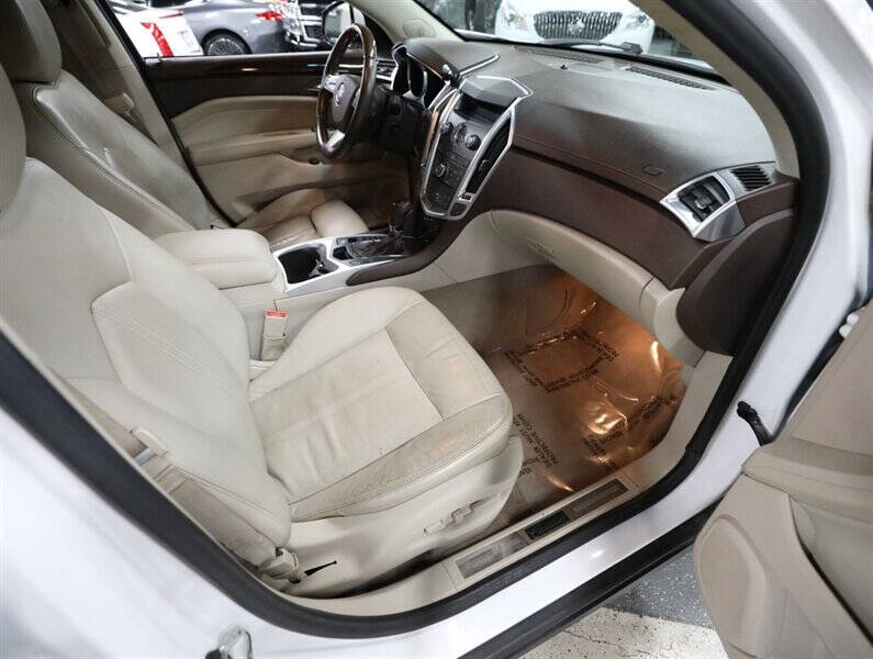 2011 Cadillac SRX Performance Collection