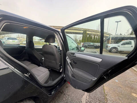 2011 Volkswagen Golf TDI