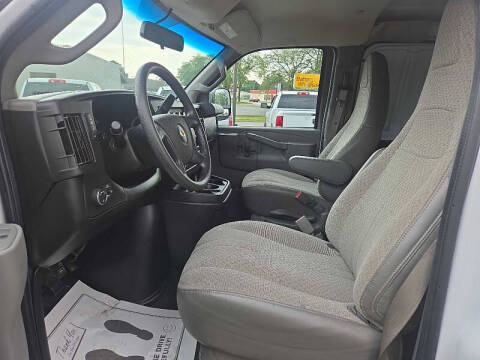 2021 Chevrolet Express 2500