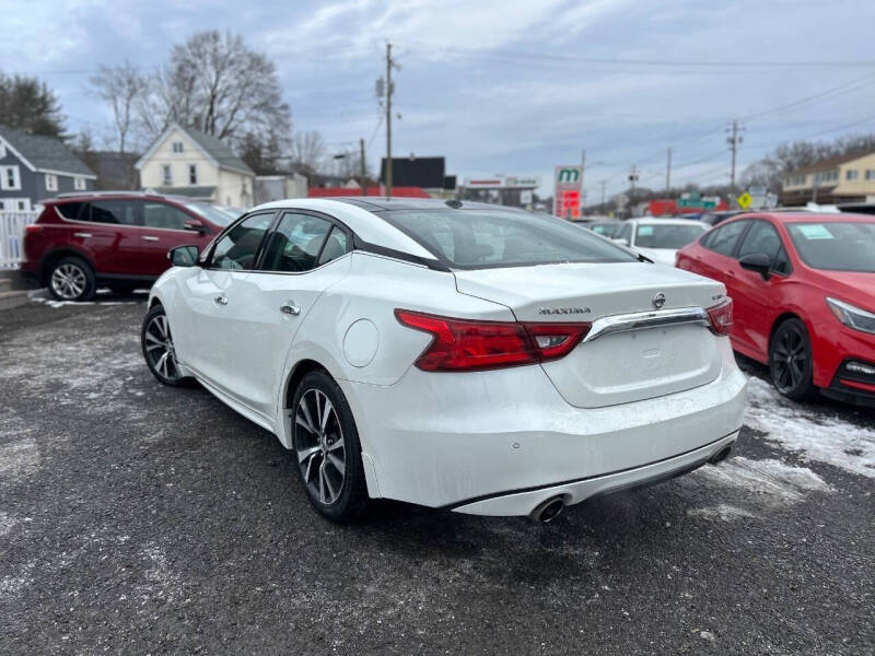 2017 Nissan Maxima Platinum