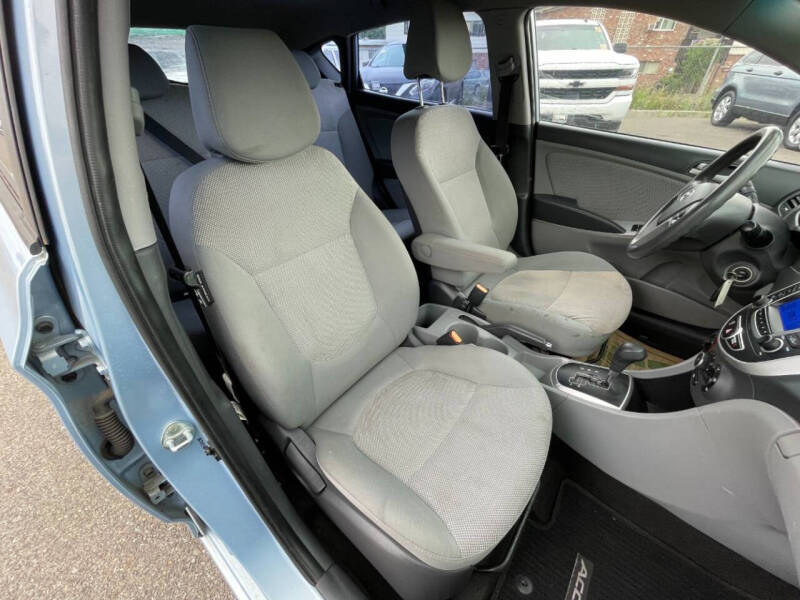 2014 Hyundai Accent GS