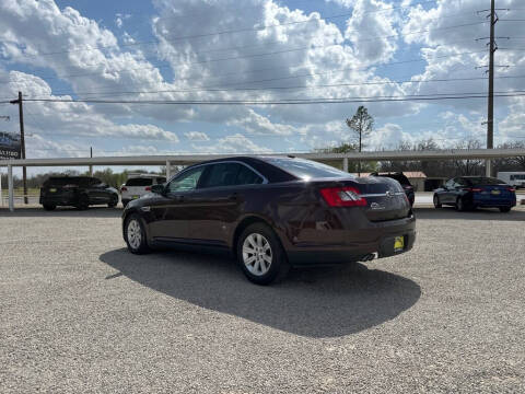 2011 Ford Taurus SE