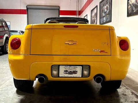 2004 Chevrolet SSR LS