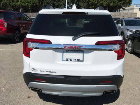 2022 GMC Acadia SLT