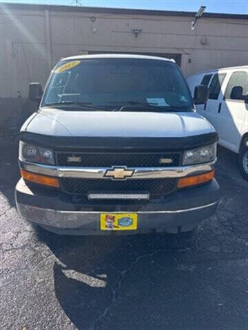 2017 Chevrolet Express 2500