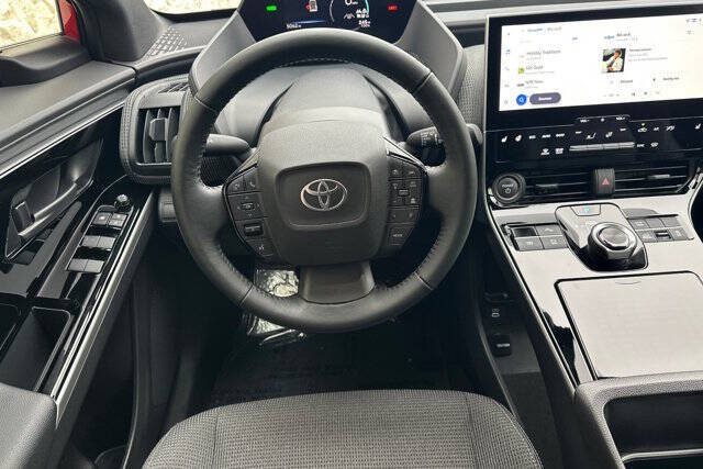 2024 Toyota bZ4X XLE