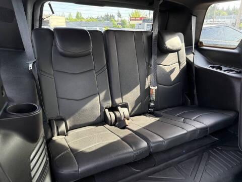 2018 Cadillac Escalade Platinum