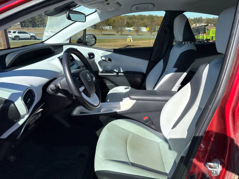 2017 Toyota Prius Three Touring